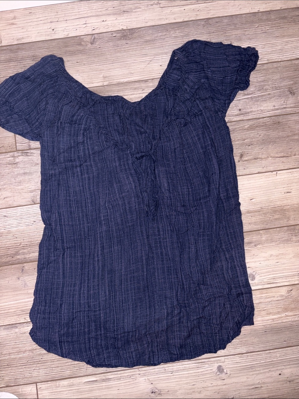 NWOT Kona sol Women’s Navy Blue Crinkle Short Sleeve Top small